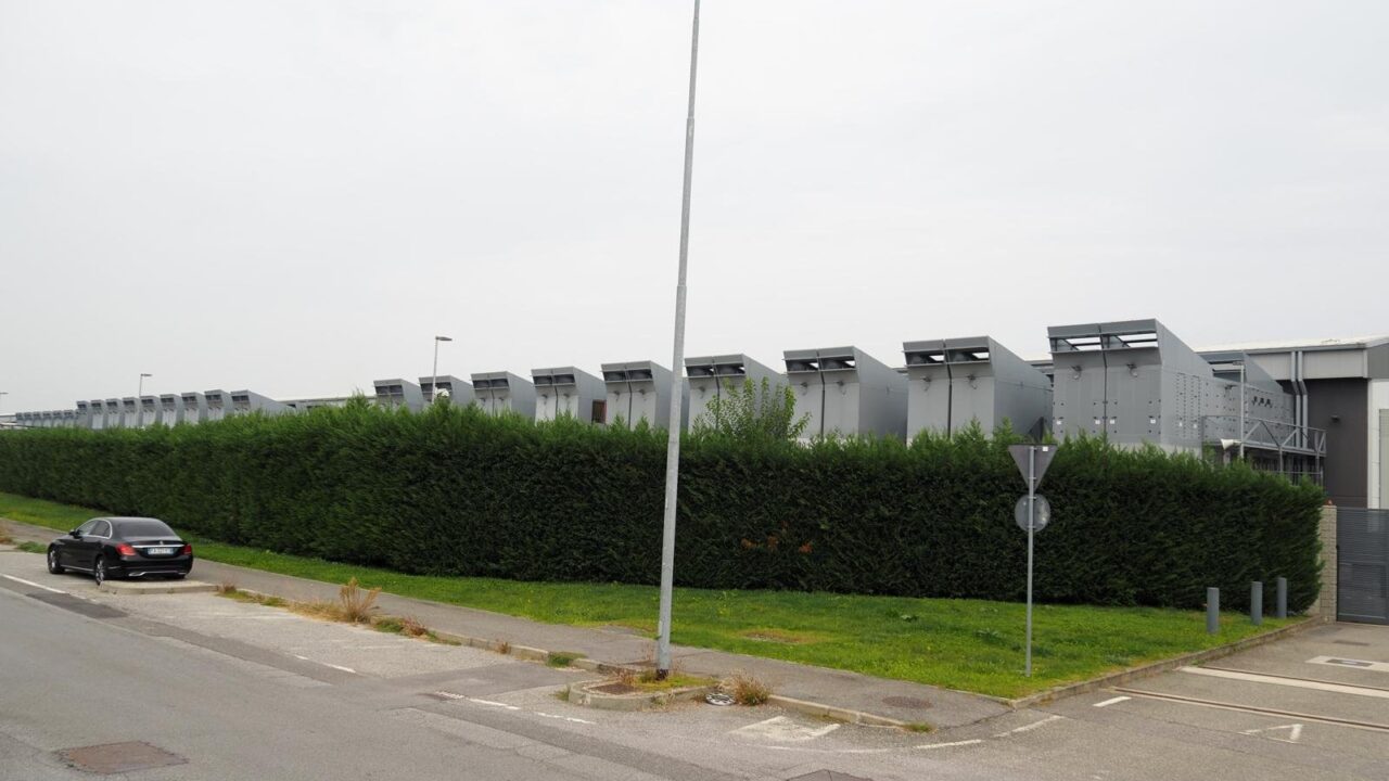 Data center cooling infrastructure exterior