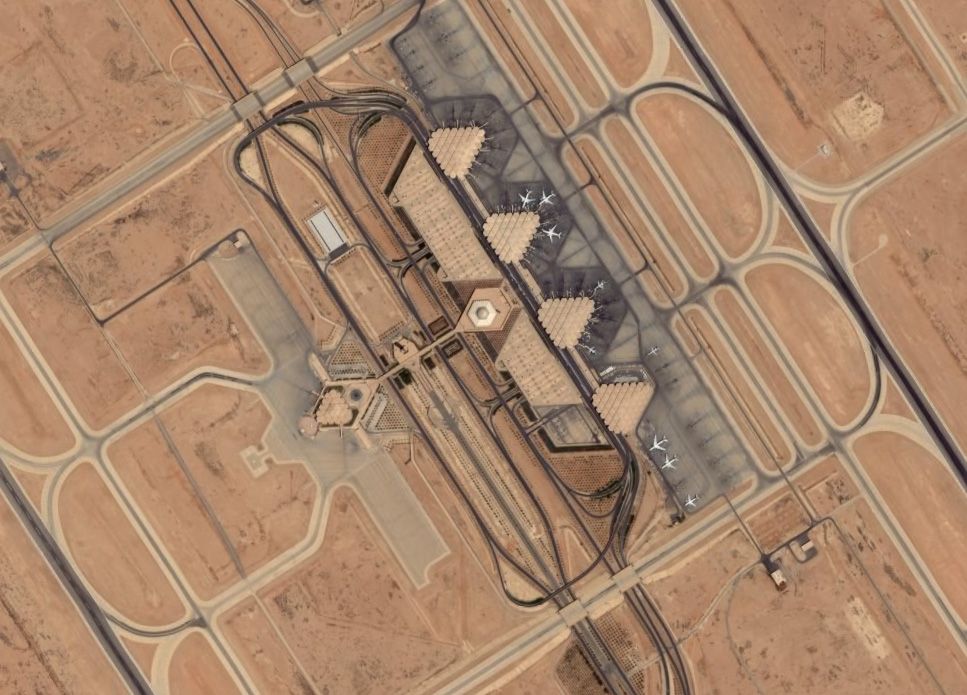 Airlines Suspend Riyadh Flights After Saudi Airports Report Deadly Attacks